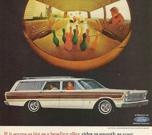 it seems as big as a bowling alley / Quille est l’originale?